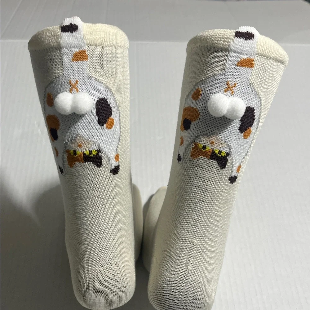 Cream Cat Patterned Women’s Socks